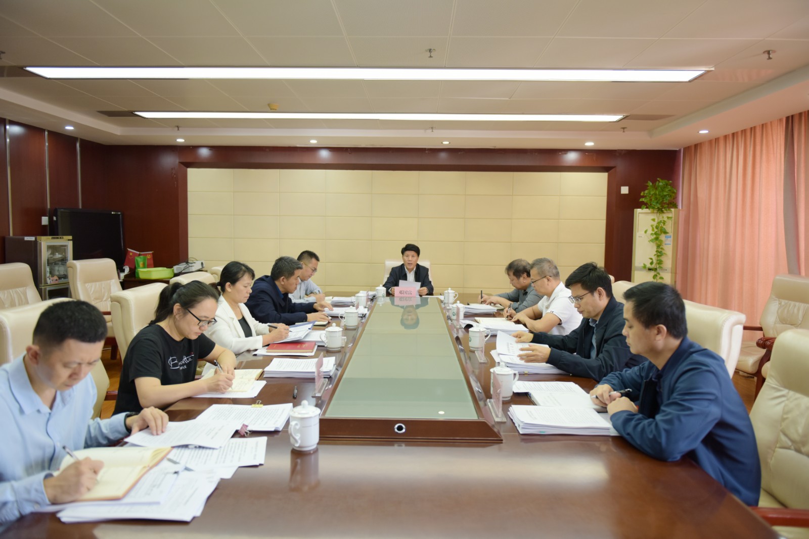 自治区农科院党组传达学习贯彻党的二十届四中全会精神