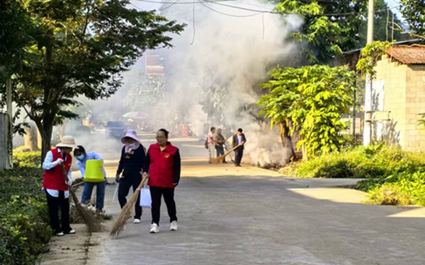 upfile 党群活动图片_副本.jpg