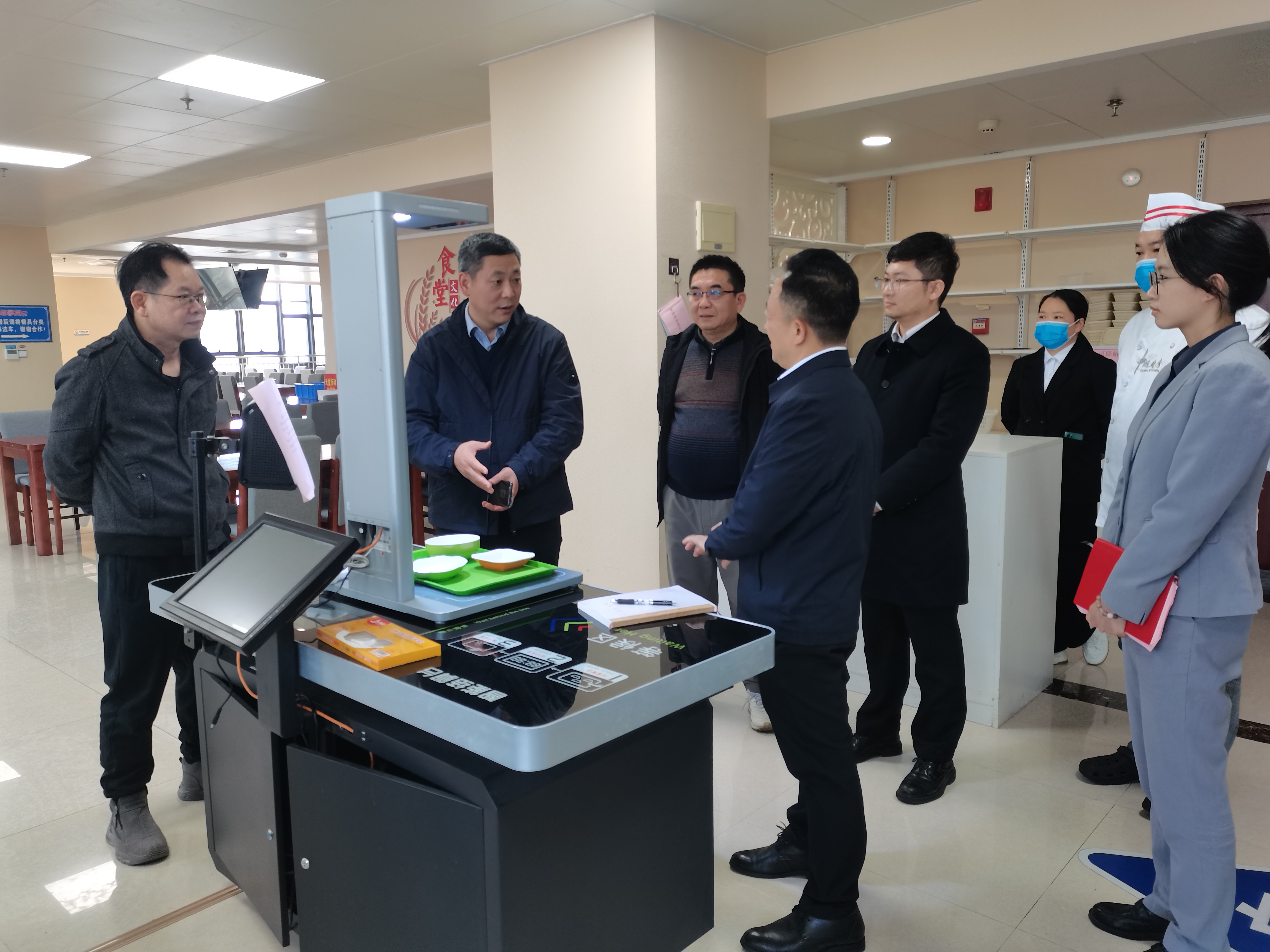 后勤服务中心走访调研食堂建设  赋能职工食堂智慧升级