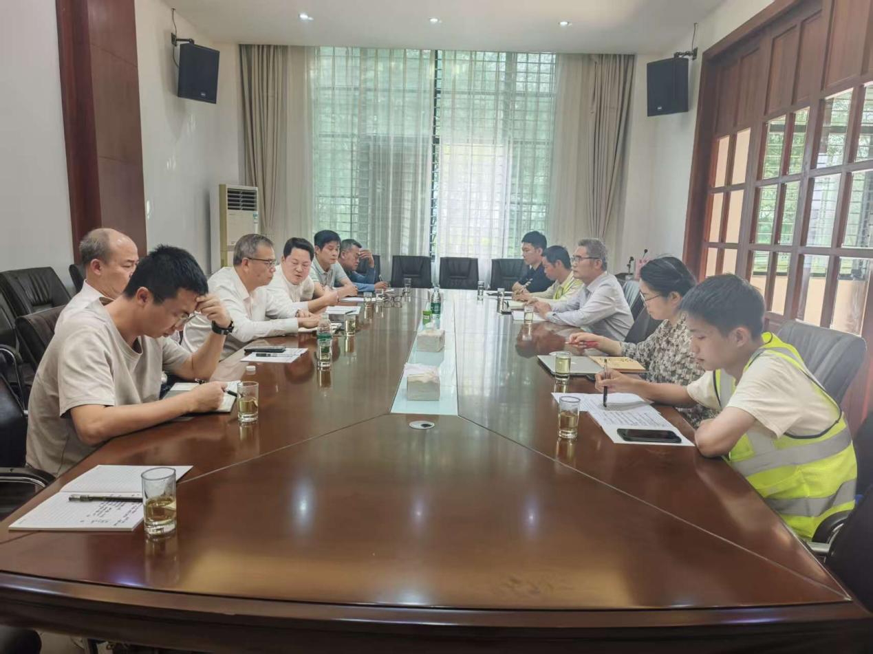 陈振东副院长主持召开广西南繁基地提档升级建设现场工作会